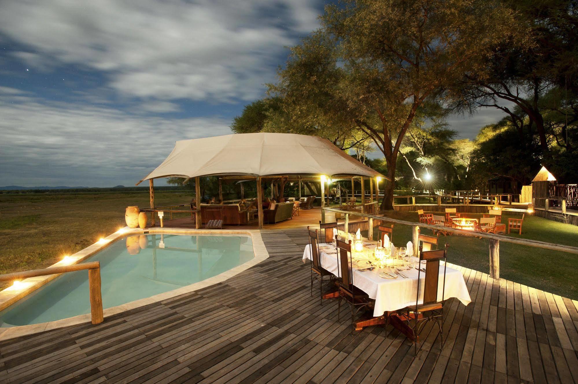 Anabezi Camp Hotel Jeki Kültér fotó