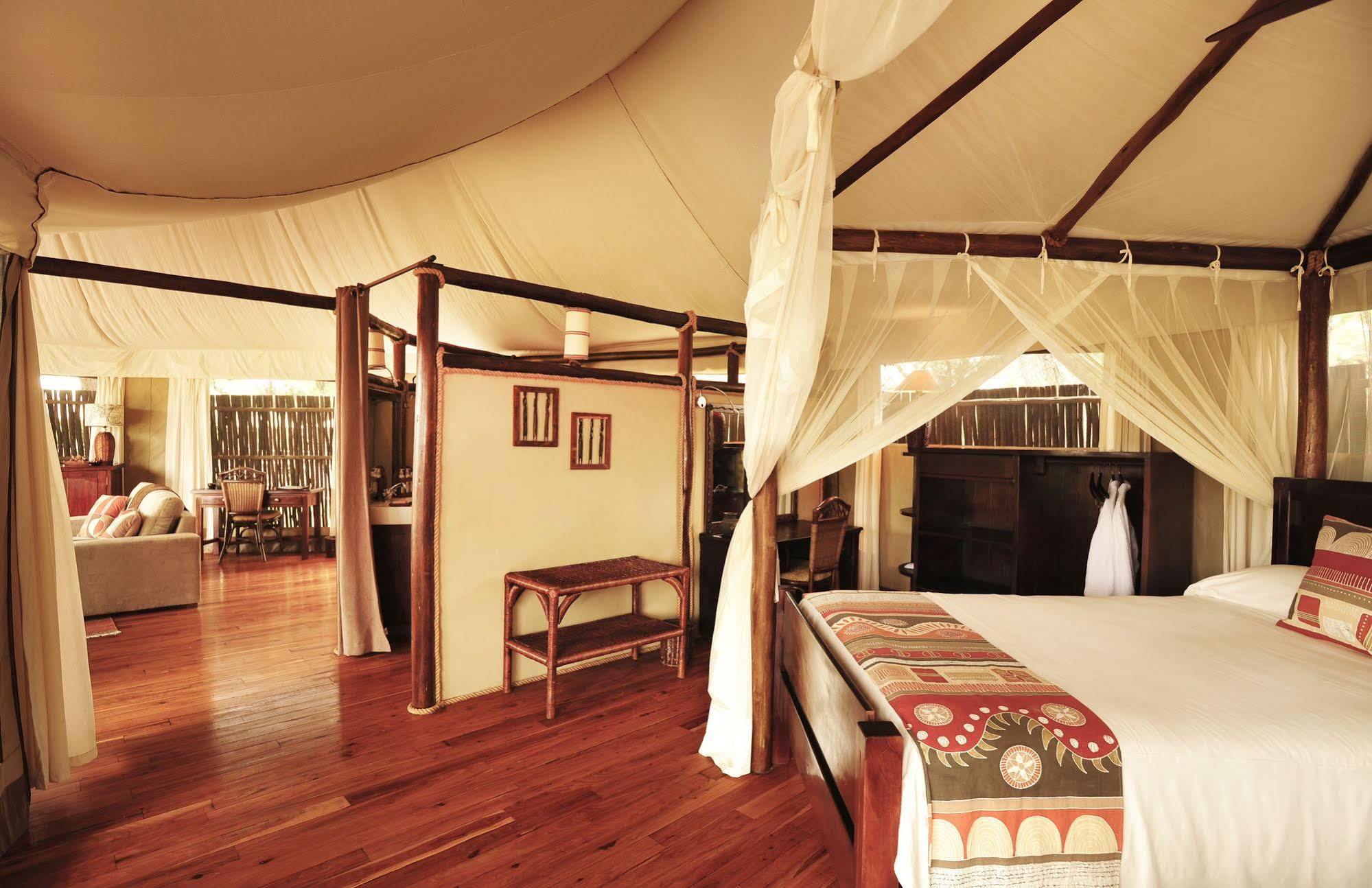 Anabezi Camp Hotel Jeki Kültér fotó
