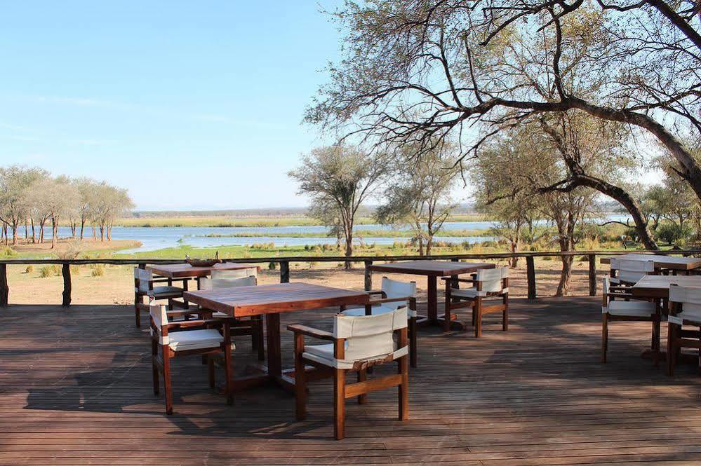 Anabezi Camp Hotel Jeki Kültér fotó